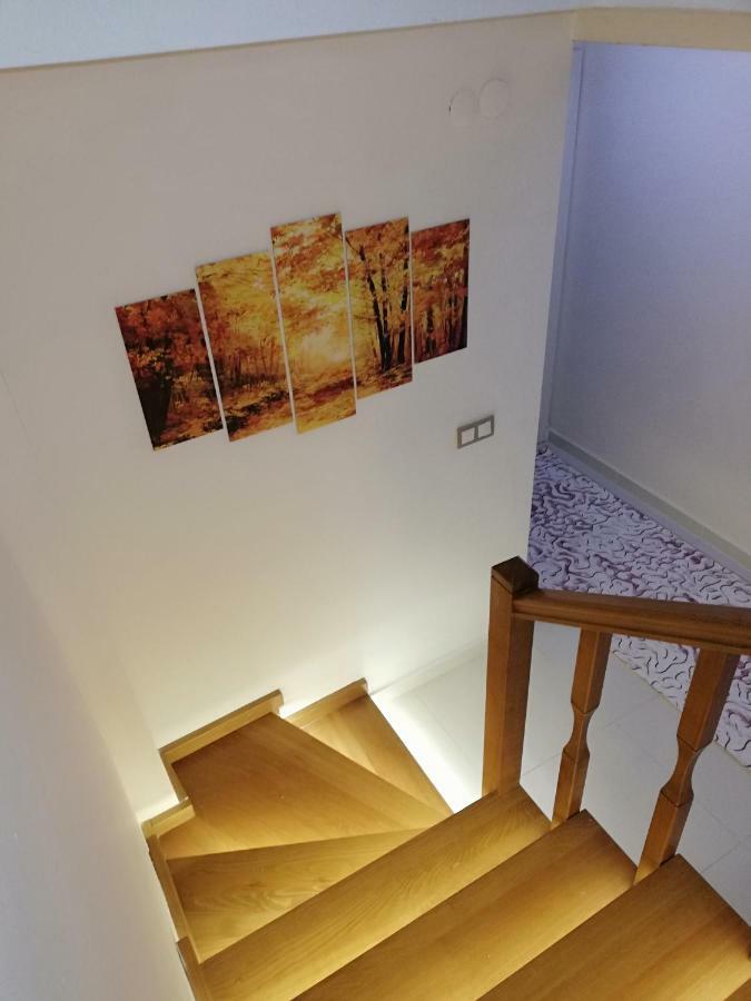 Neff Apartment *
